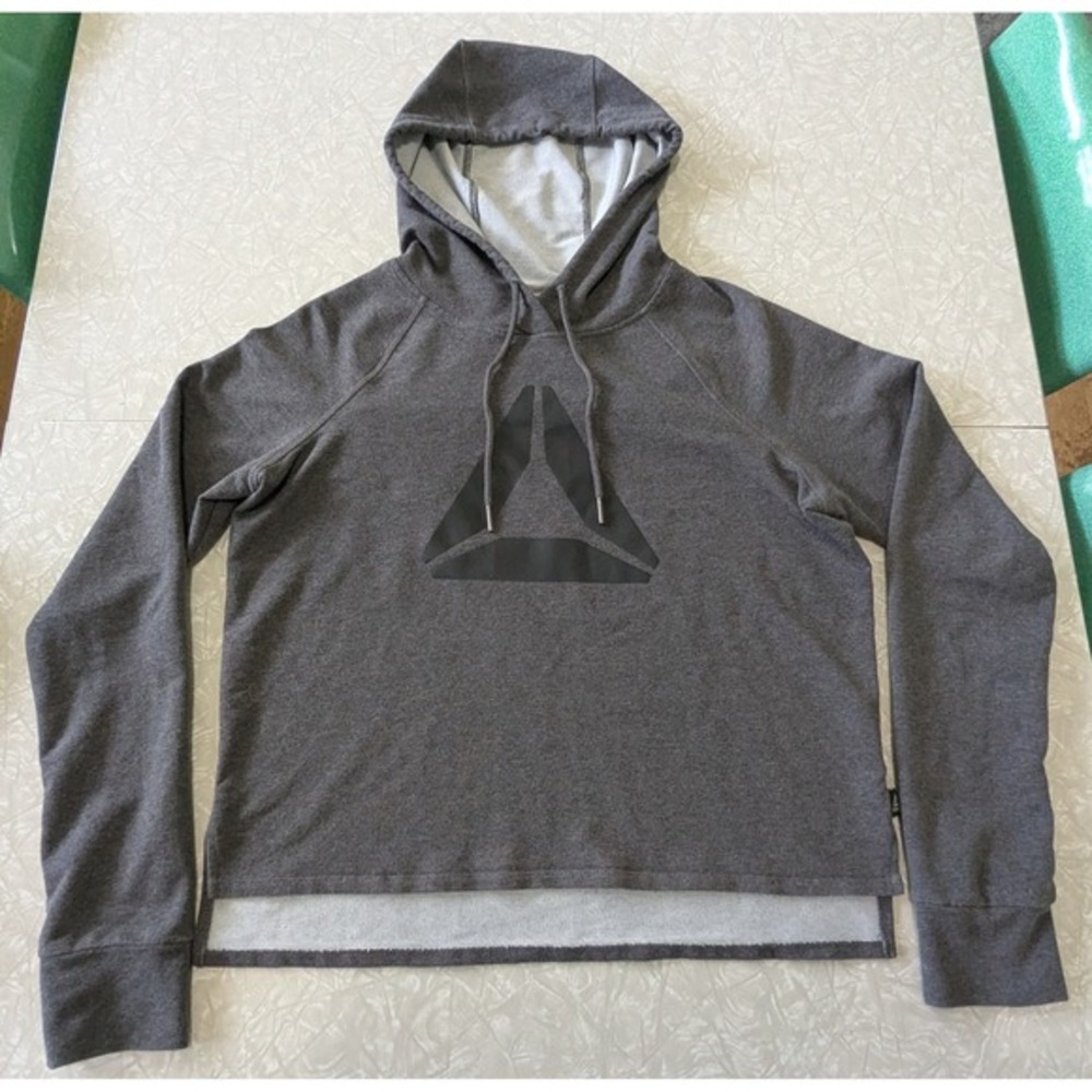 Reebok Metro 2.0 Logo Women's‎ M Pullover Hoodie Sweatshirt Charcoal Gray